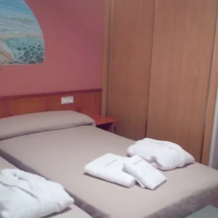 Casa Domenc Otel *