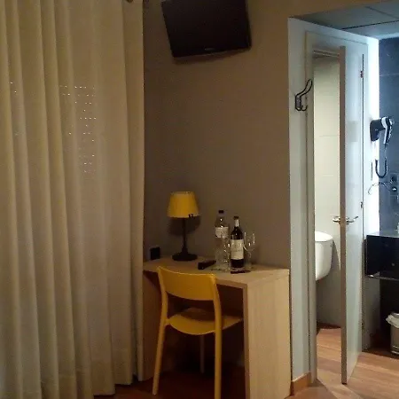 Casa Domenc Otel *