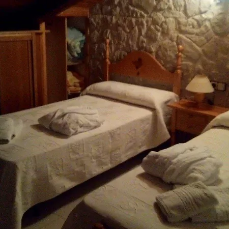 Casa Domenc Otel Aren
